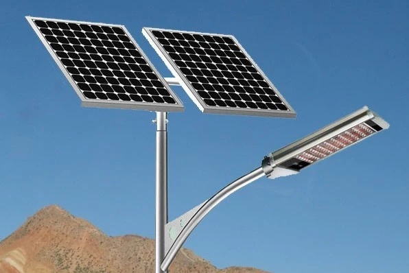 Panneaux solaires pour éclairage public autonome